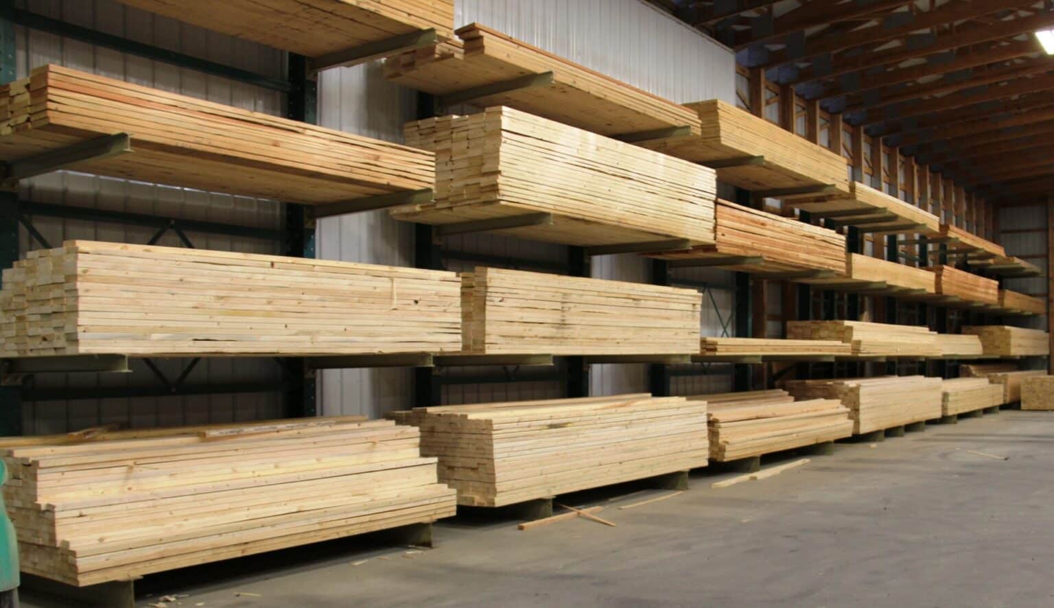 Lumberyard Grizzly Buildings & Grizzly Supply